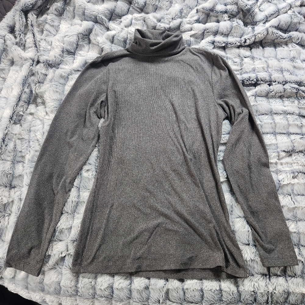 32 Degrees Grey Turtleneck